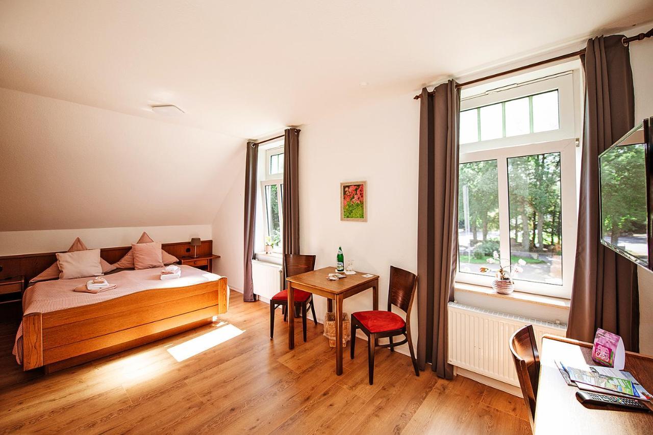 Hotel Rehlinger Hof Rehlingen Exteriér fotografie